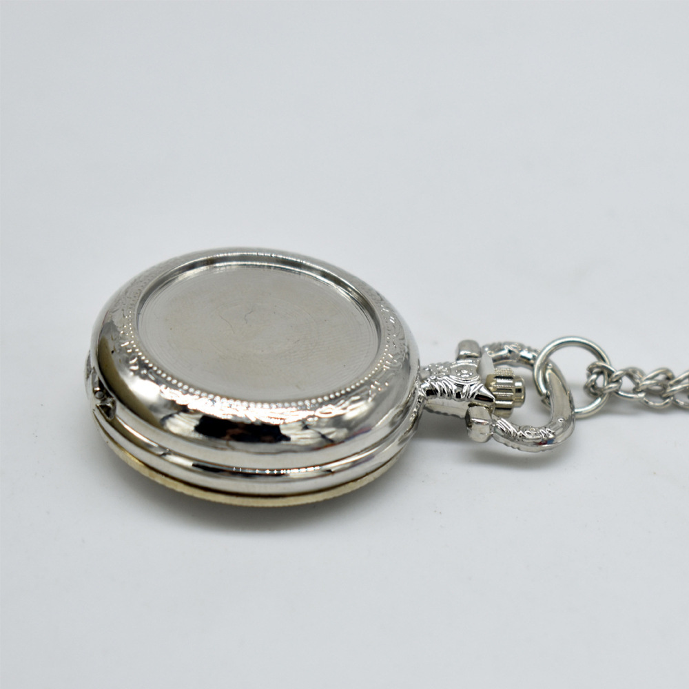 Maßgefertigte Vintage Metall-T – Jewelry For Watches Bewertung und Preis