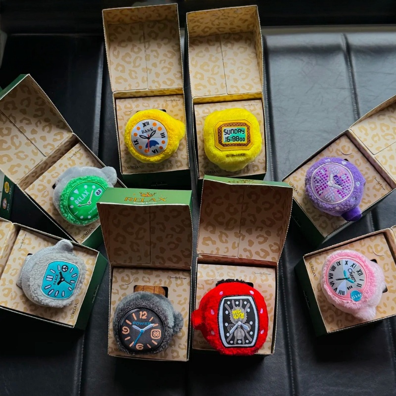 Auf Lager Pop Sonntag Plüsch R – Jewelry For Watches Bewertung und Preis