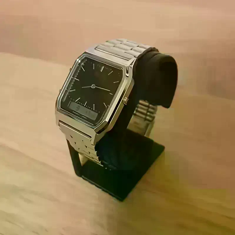 Luxuriöser Marmor-Uhrenständer – Jewelry Store For Watches Bewertung und Preis